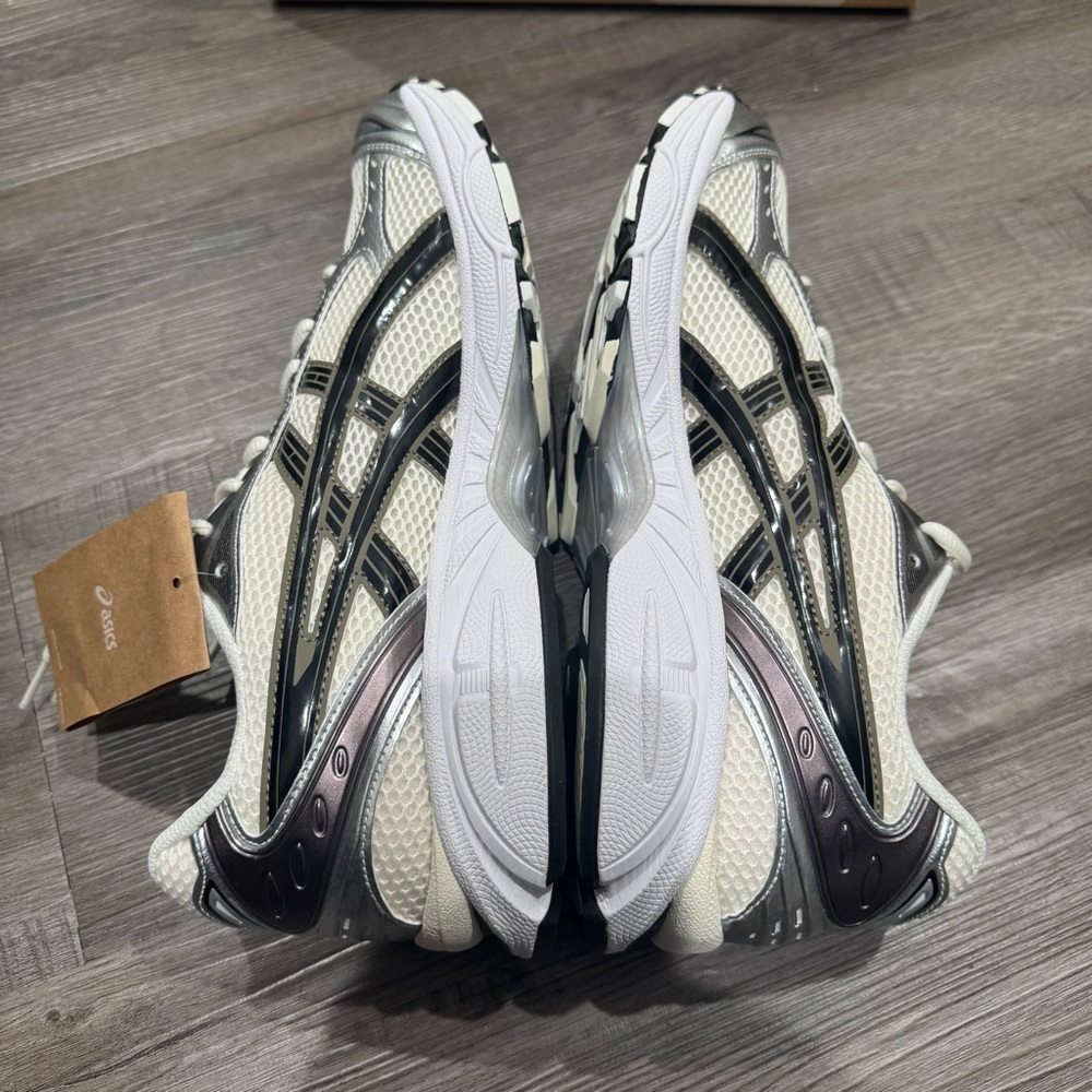ASICS Gel-Kayano 14 Metallic Plum - Picture 8 of 13